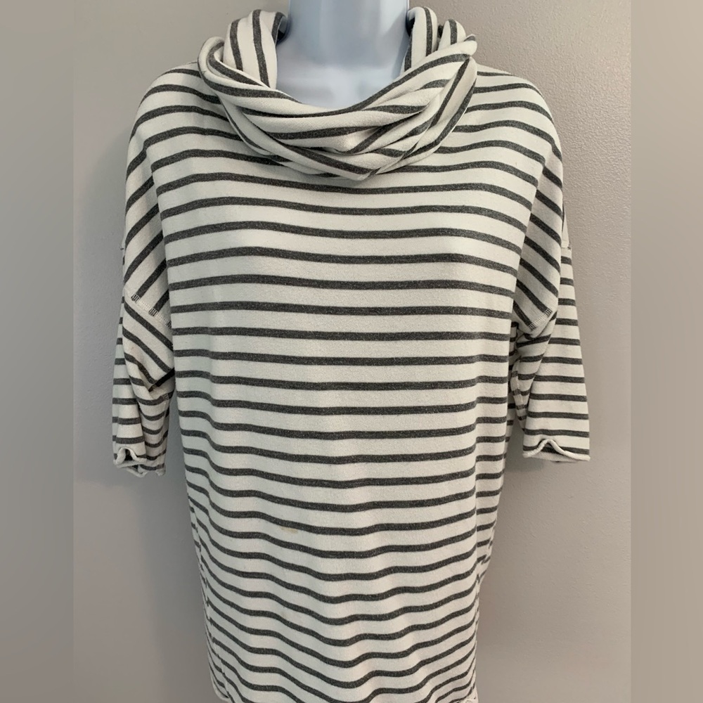 Gap Striped Top